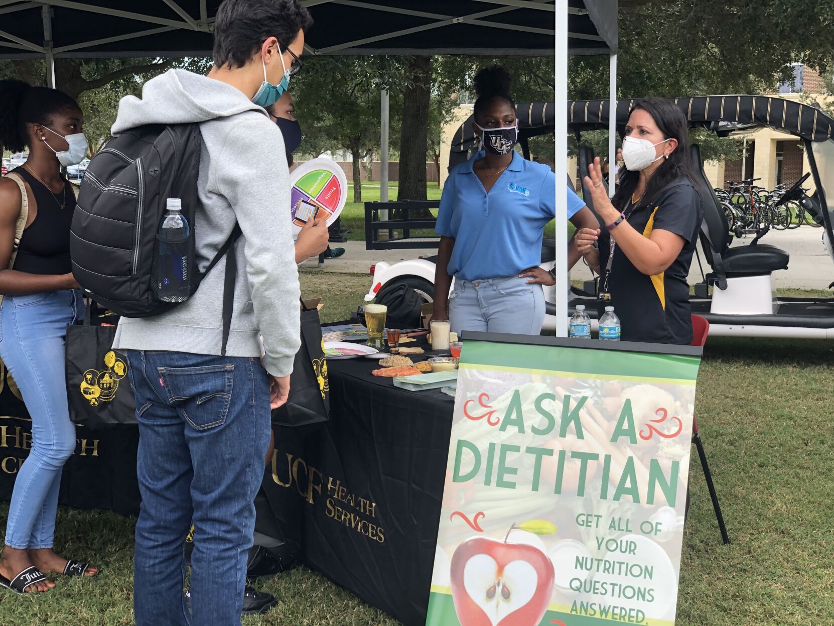 (this one) Covid-conscious Healthy Knight Expo informs students about healthfulness